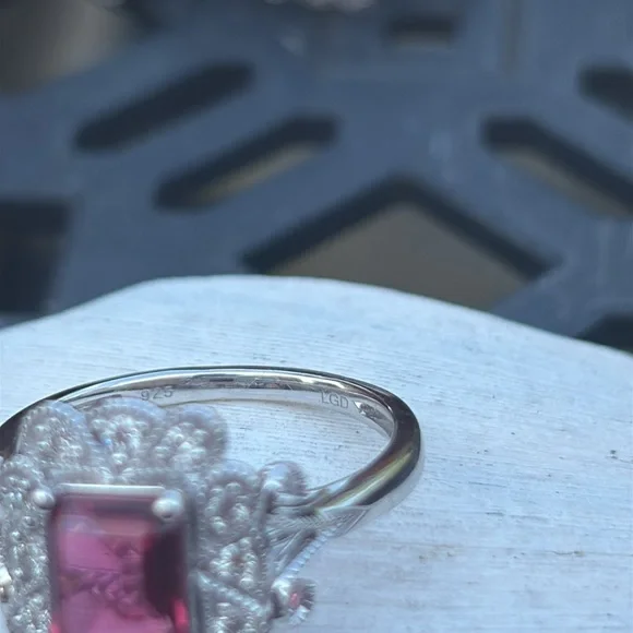 Emerald Cut 1.75 tcw Genuine Ruby & Diamond Ring Sterling Silver Size 7 - Picture 12 of 13